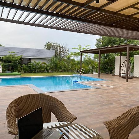 V R Farms Exotic Villa Venkatapur ภายนอก รูปภาพ