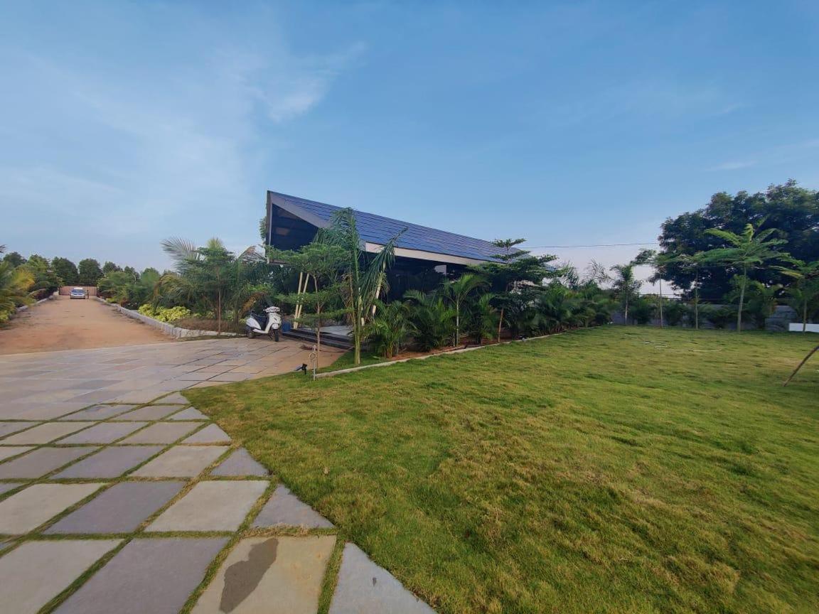 V R Farms Exotic Villa Venkatapur ภายนอก รูปภาพ