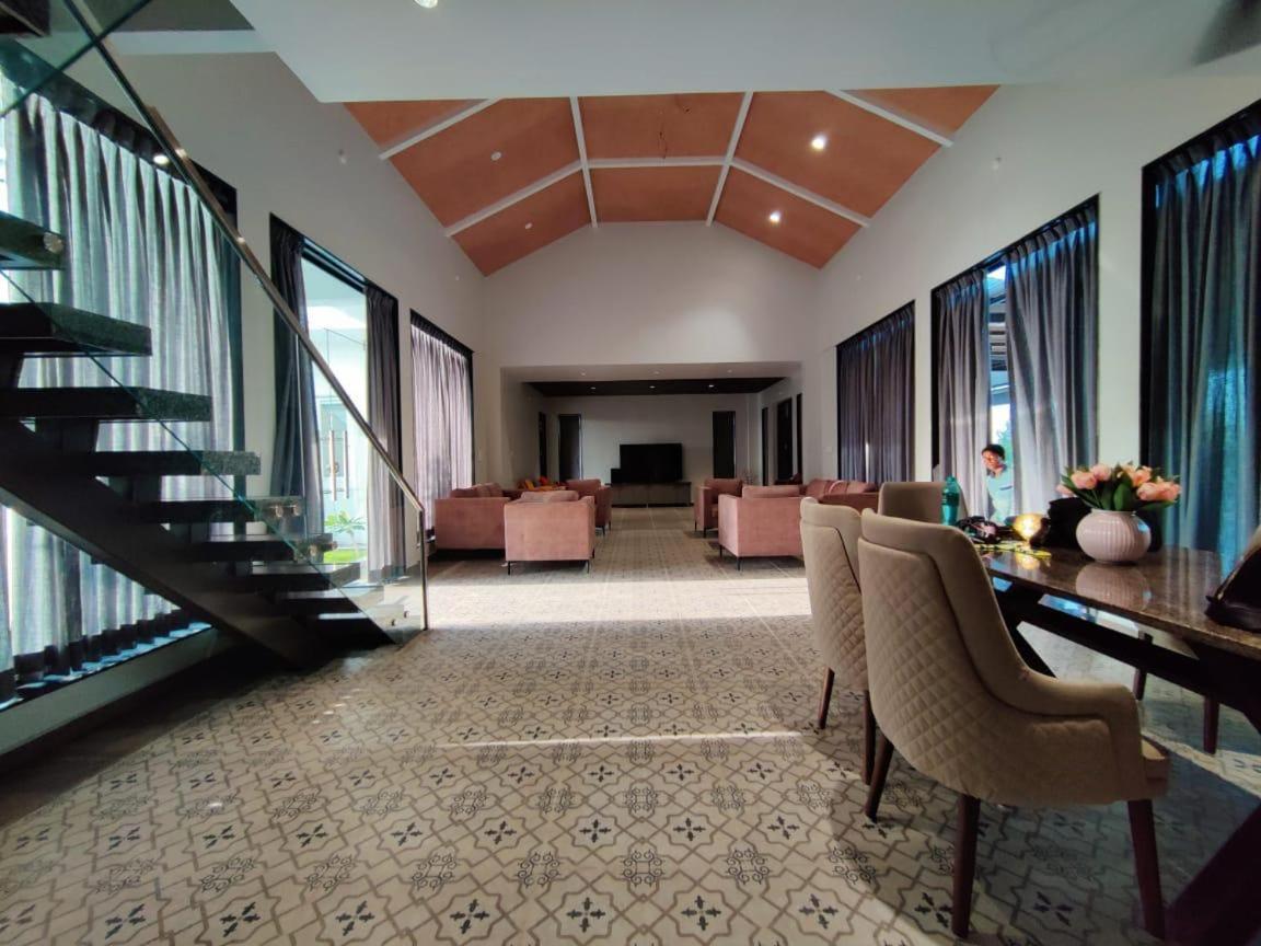 V R Farms Exotic Villa Venkatapur ภายนอก รูปภาพ